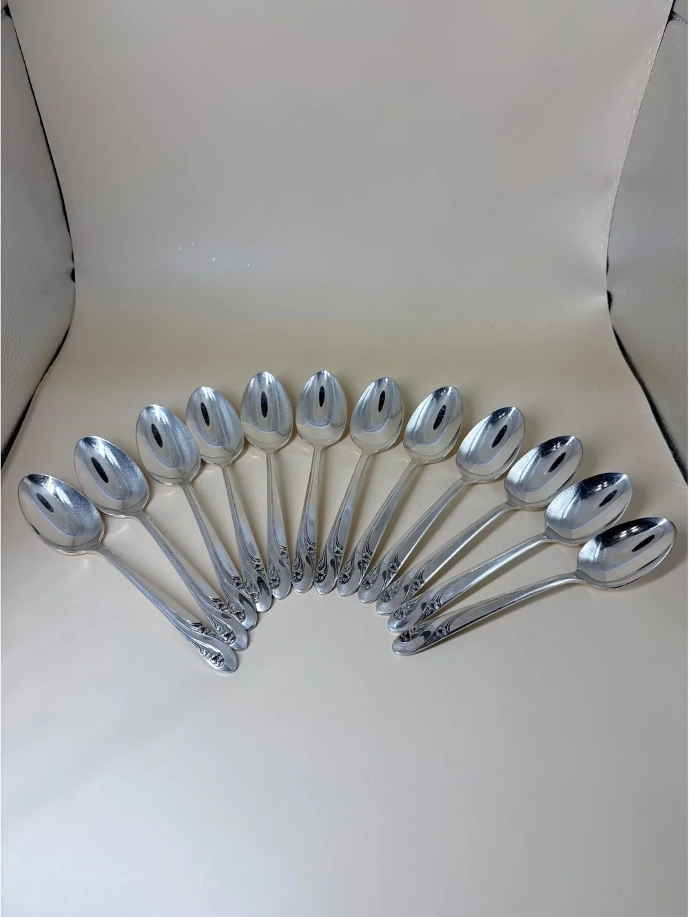12 Holmes Edwards Silverplate Teaspoons 1 Dozen Vintage 1937 Spoon Lot